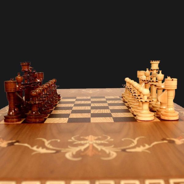 میز-شطرنج-چوبی-اصفهان